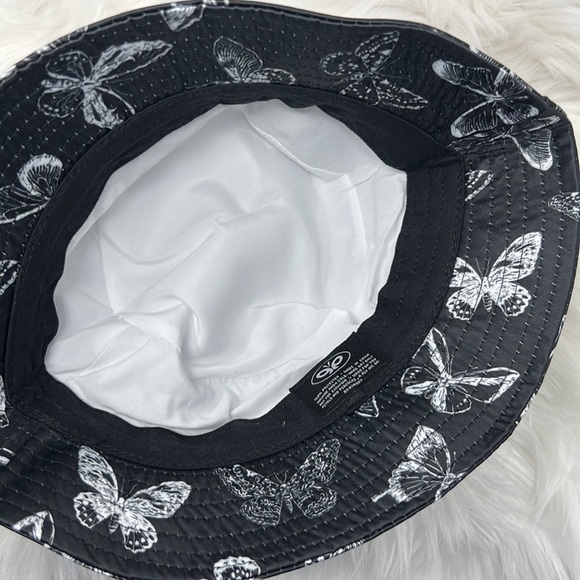 Petals And Peacocks Butterflies Bucket Hat - Picture 5 of 7